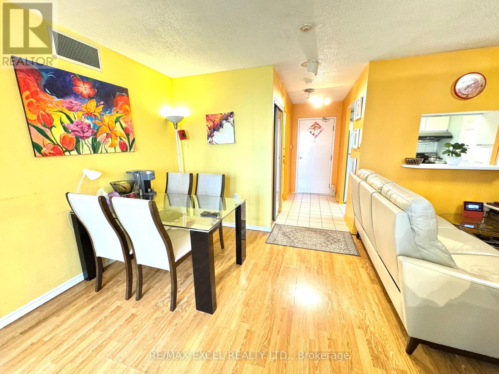 Photo 3 of 1412 285 Enfield Place, Mississauga ON