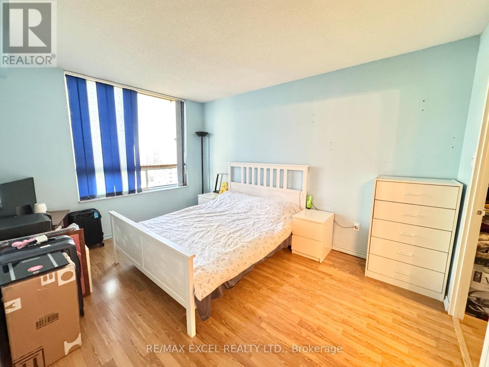 Photo 6 of 1412 285 Enfield Place, Mississauga ON