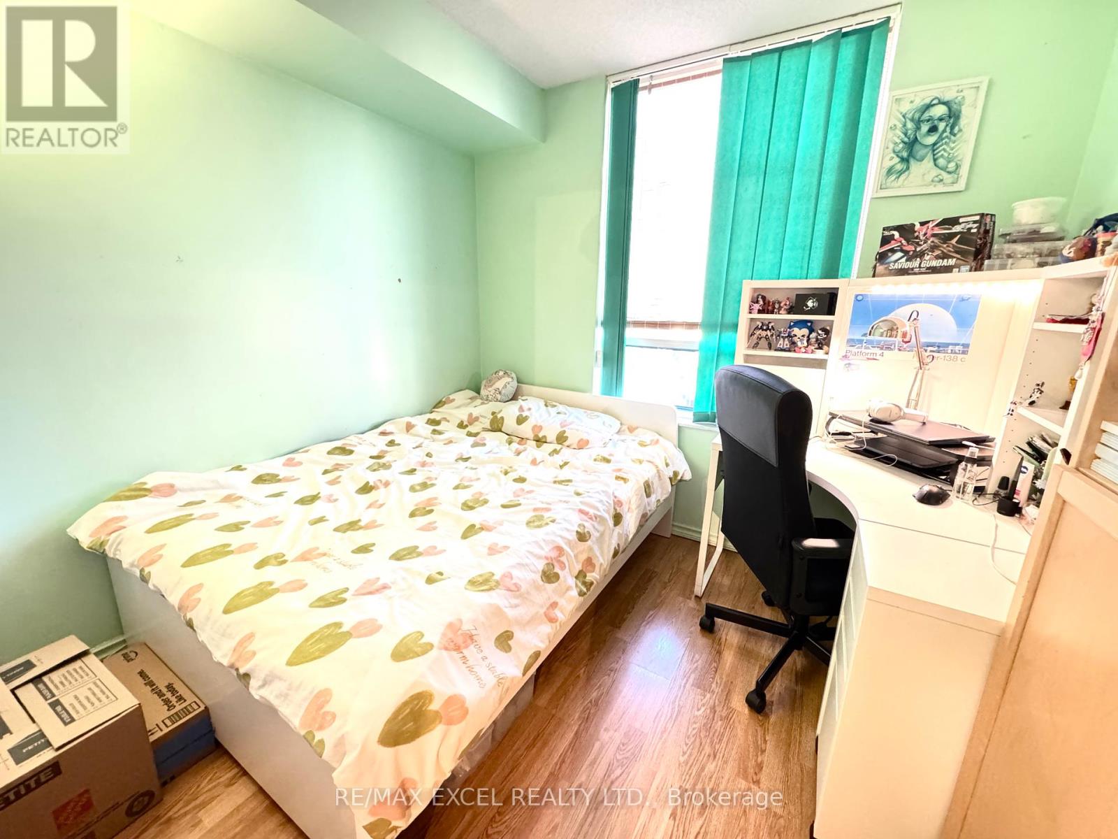 Photo 2 of 1412 285 Enfield Place, Mississauga ON