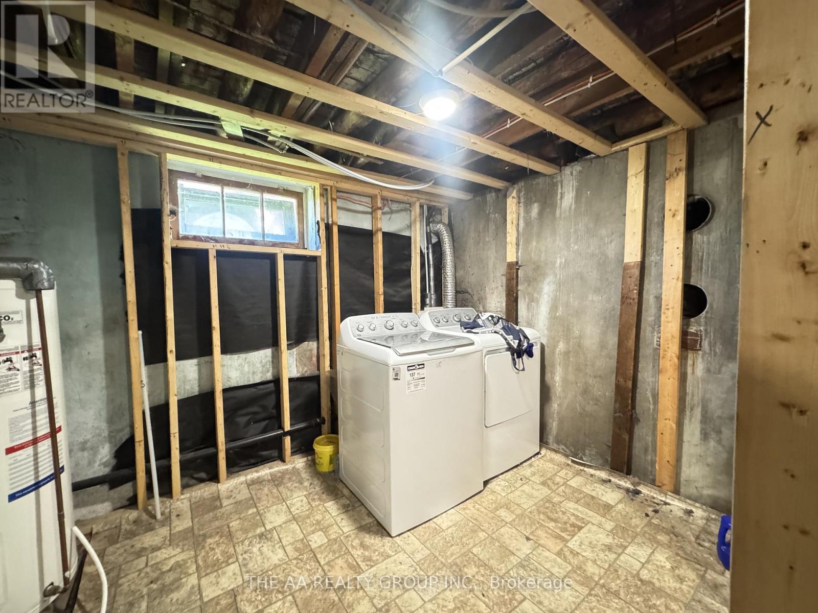 Photo 3 of 660 Lennox Avenue N, Sault Ste Marie ON