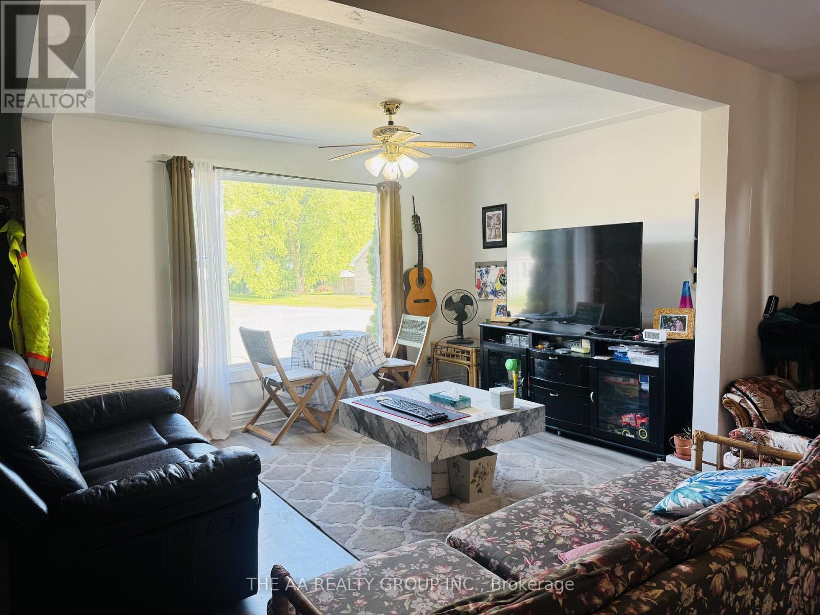 Photo 5 of 660 Lennox Avenue N, Sault Ste Marie ON