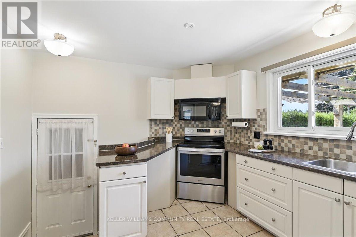 Photo 12 of 110 Scugog Street, Clarington ON