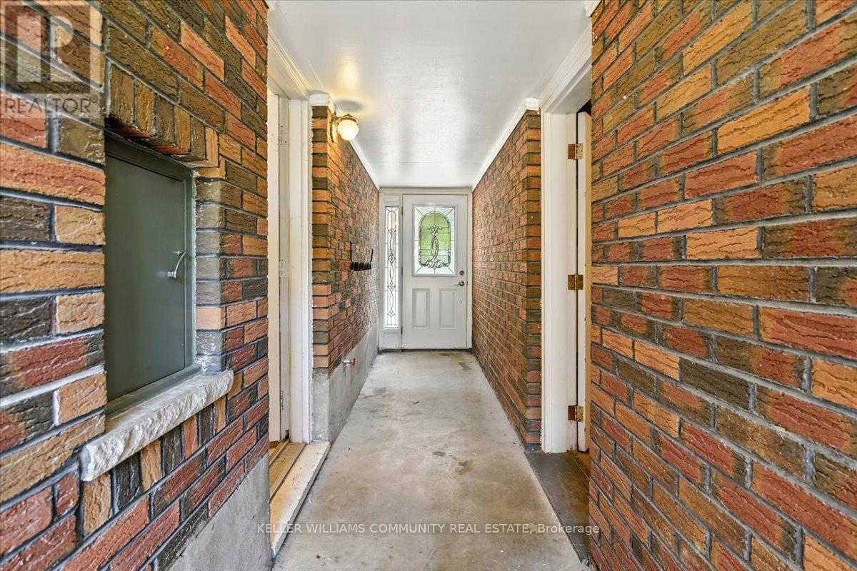 Photo 20 of 110 Scugog Street, Clarington ON