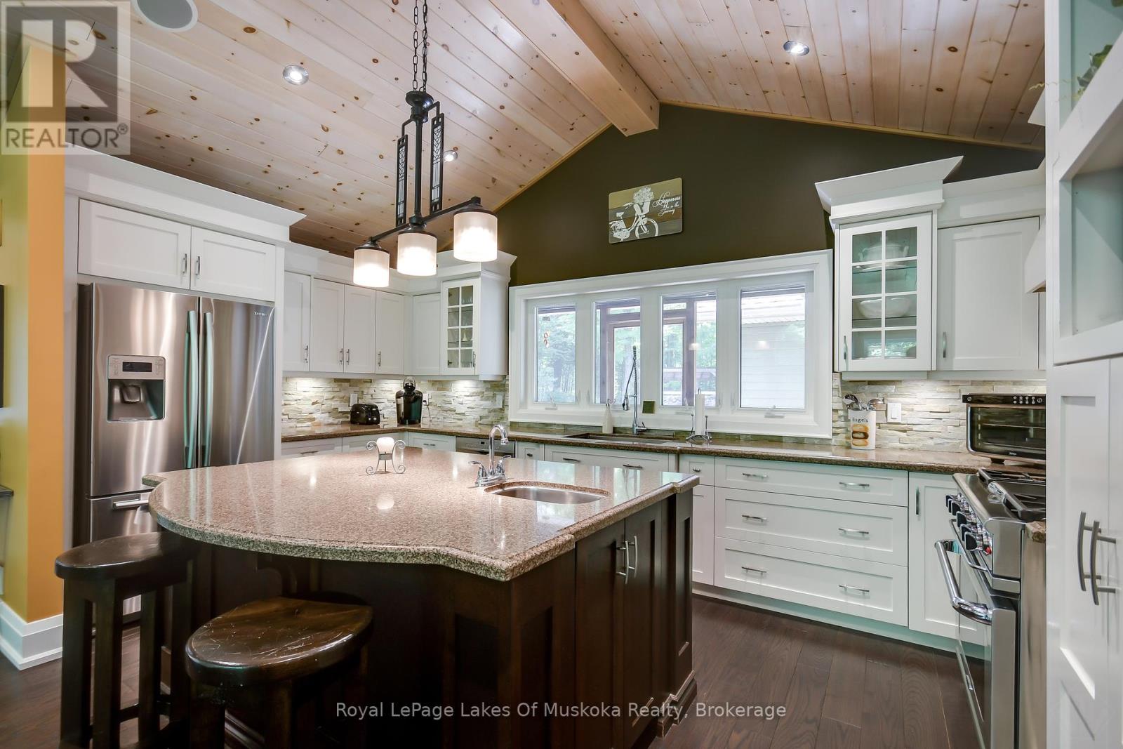 Photo 4 of 759 Williamsport Road, Huntsville ON