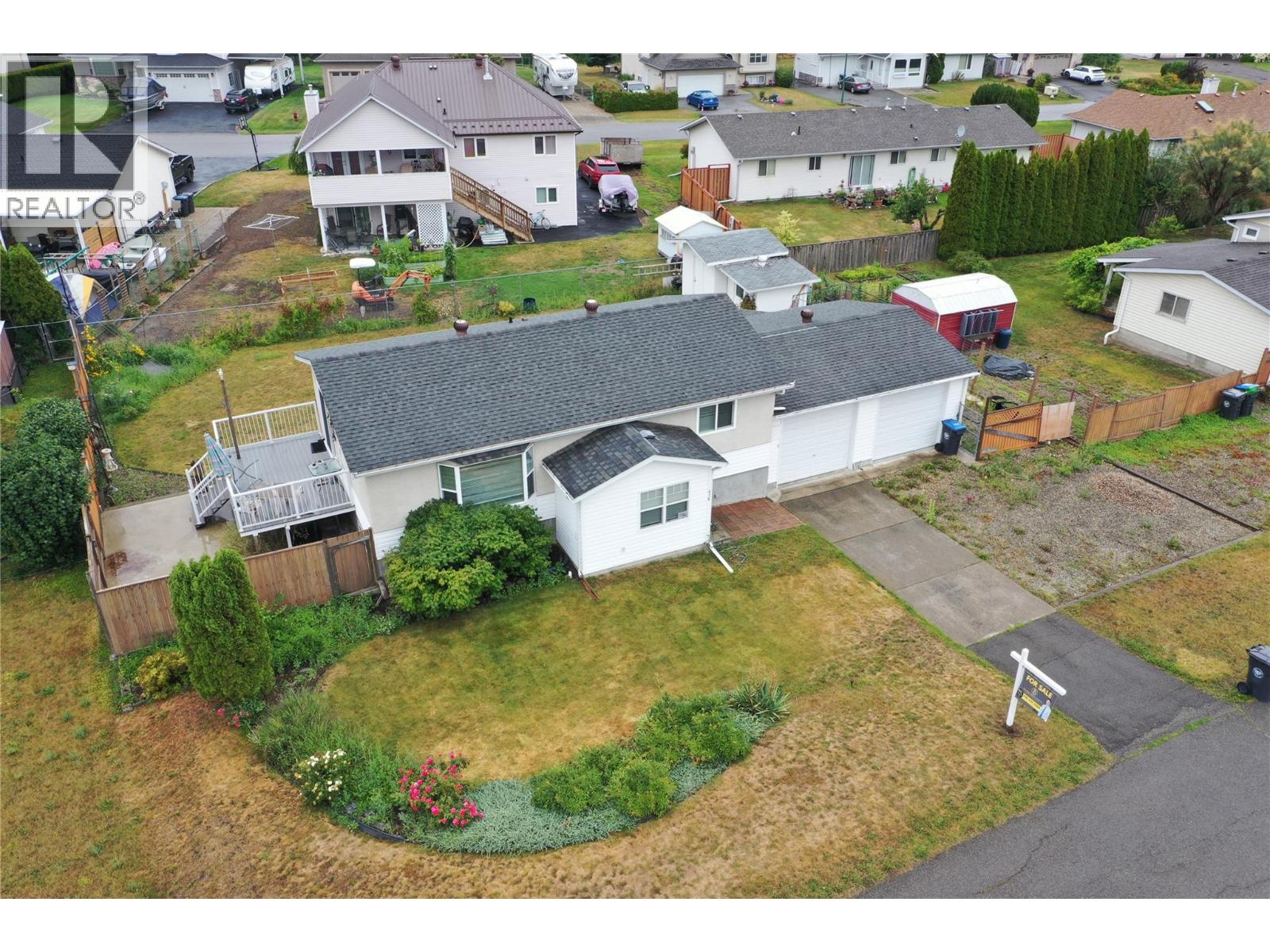 Photo 16 of 416 Larch Street, Chase BC
