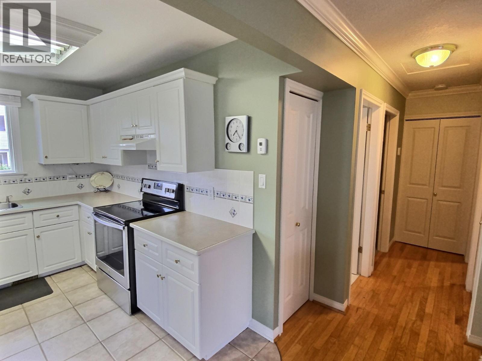 Photo 4 of 416 Larch Street, Chase BC