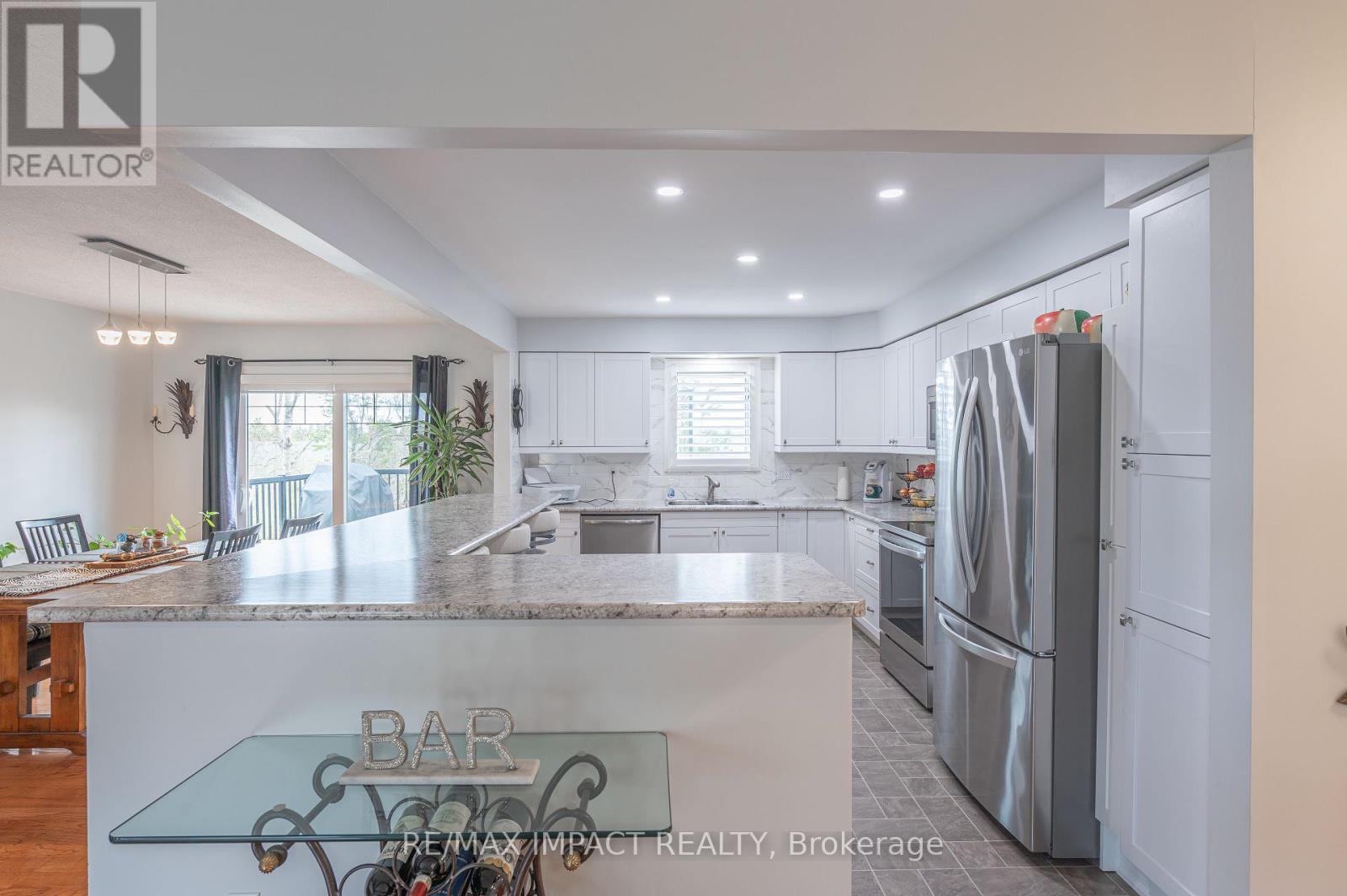 Photo 25 of 10 Cedartree Lane, Kawartha Lakes ON