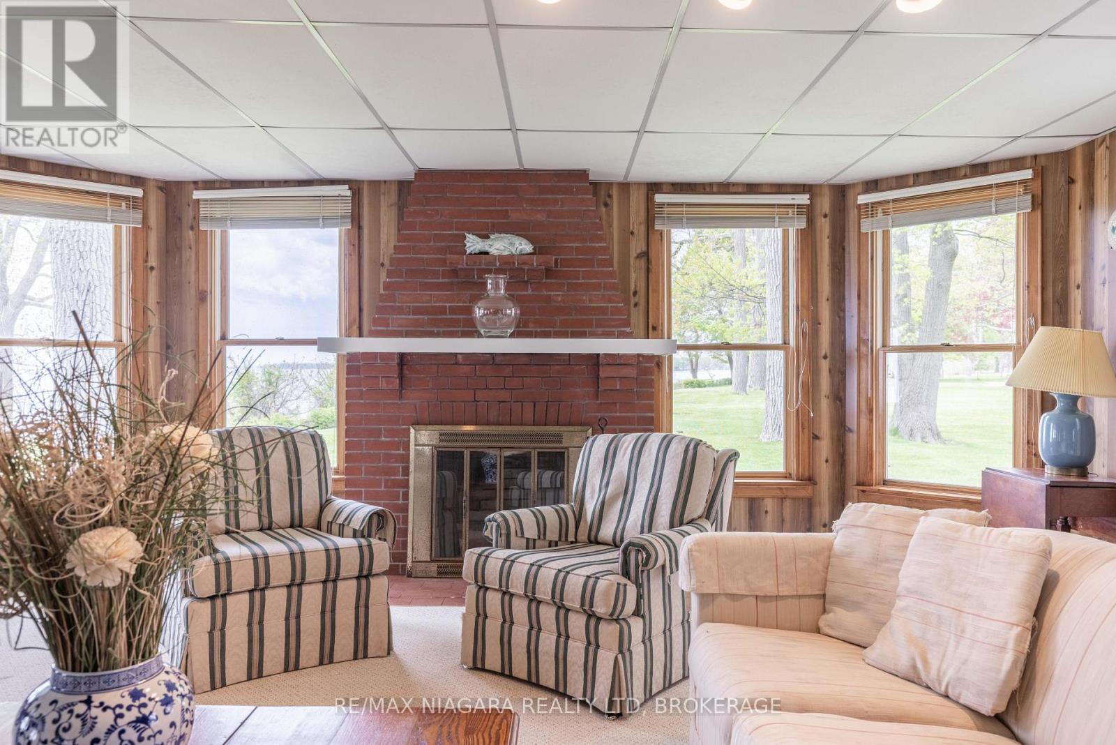 Photo 42 of 183 Maple Lane, Fort Erie ON