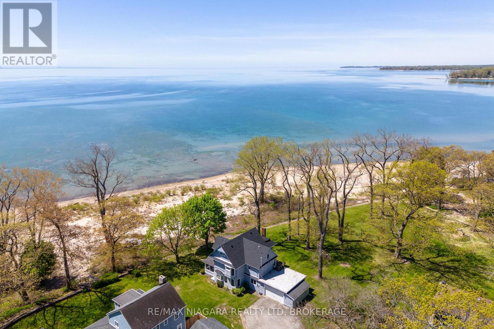 Photo 35 of 183 Maple Lane, Fort Erie ON
