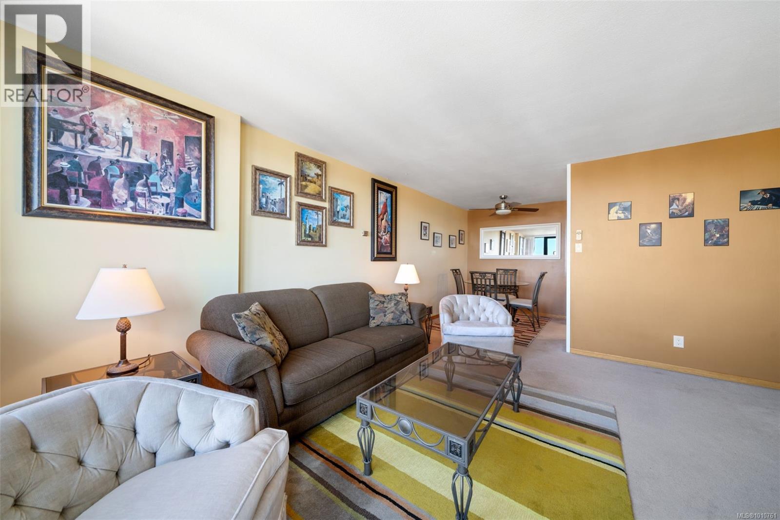 904 647 Michigan St, Victoria