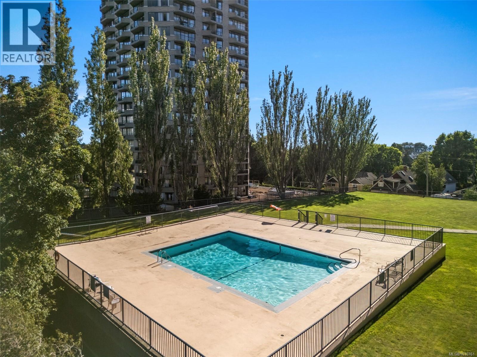 904 647 Michigan St, Victoria