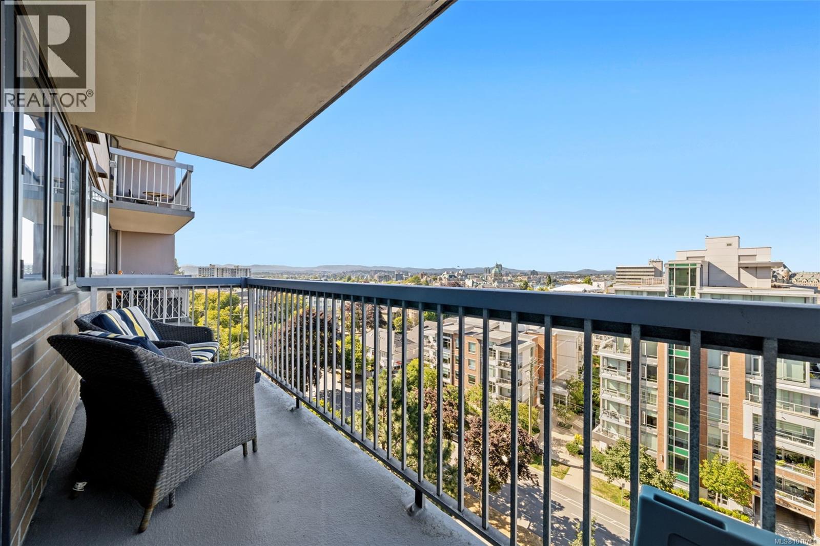 904 647 Michigan St, Victoria