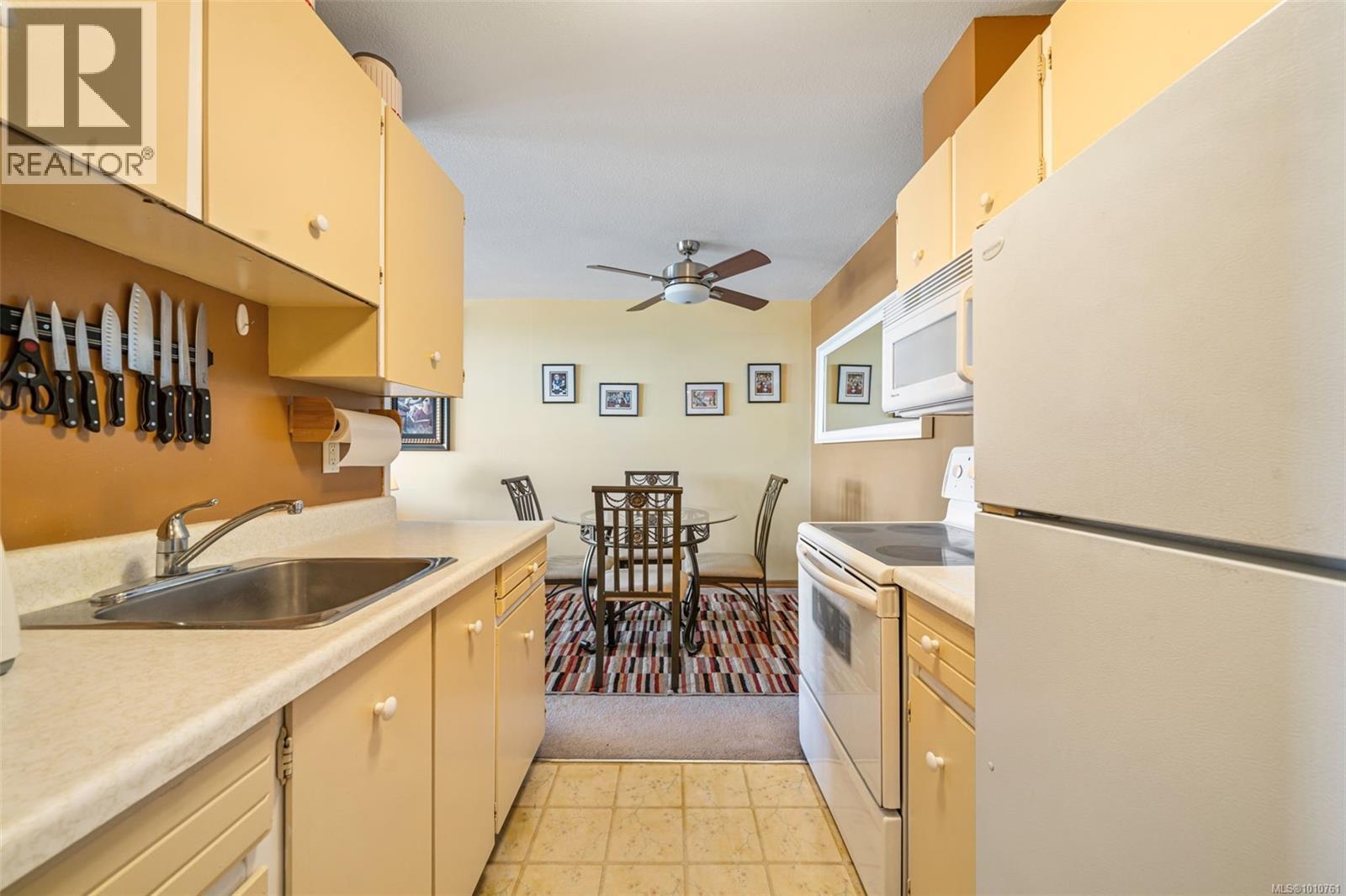 904 647 Michigan St, Victoria