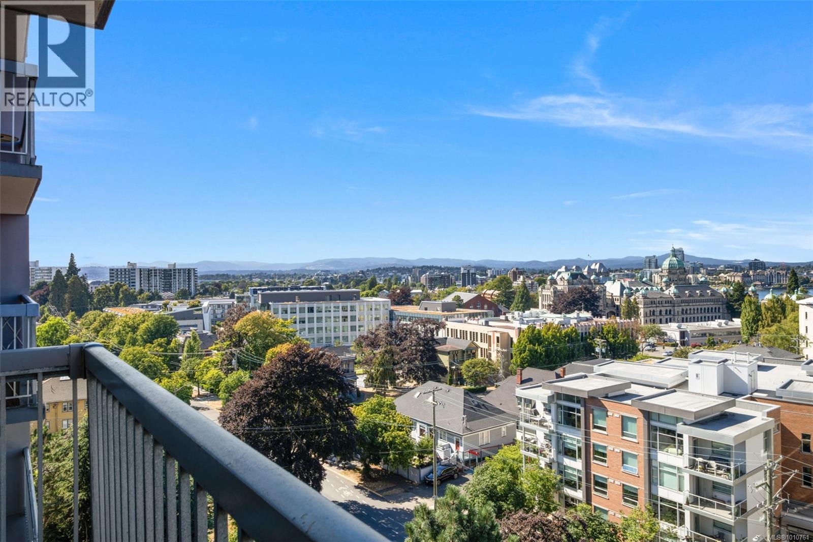 904 647 Michigan St, Victoria