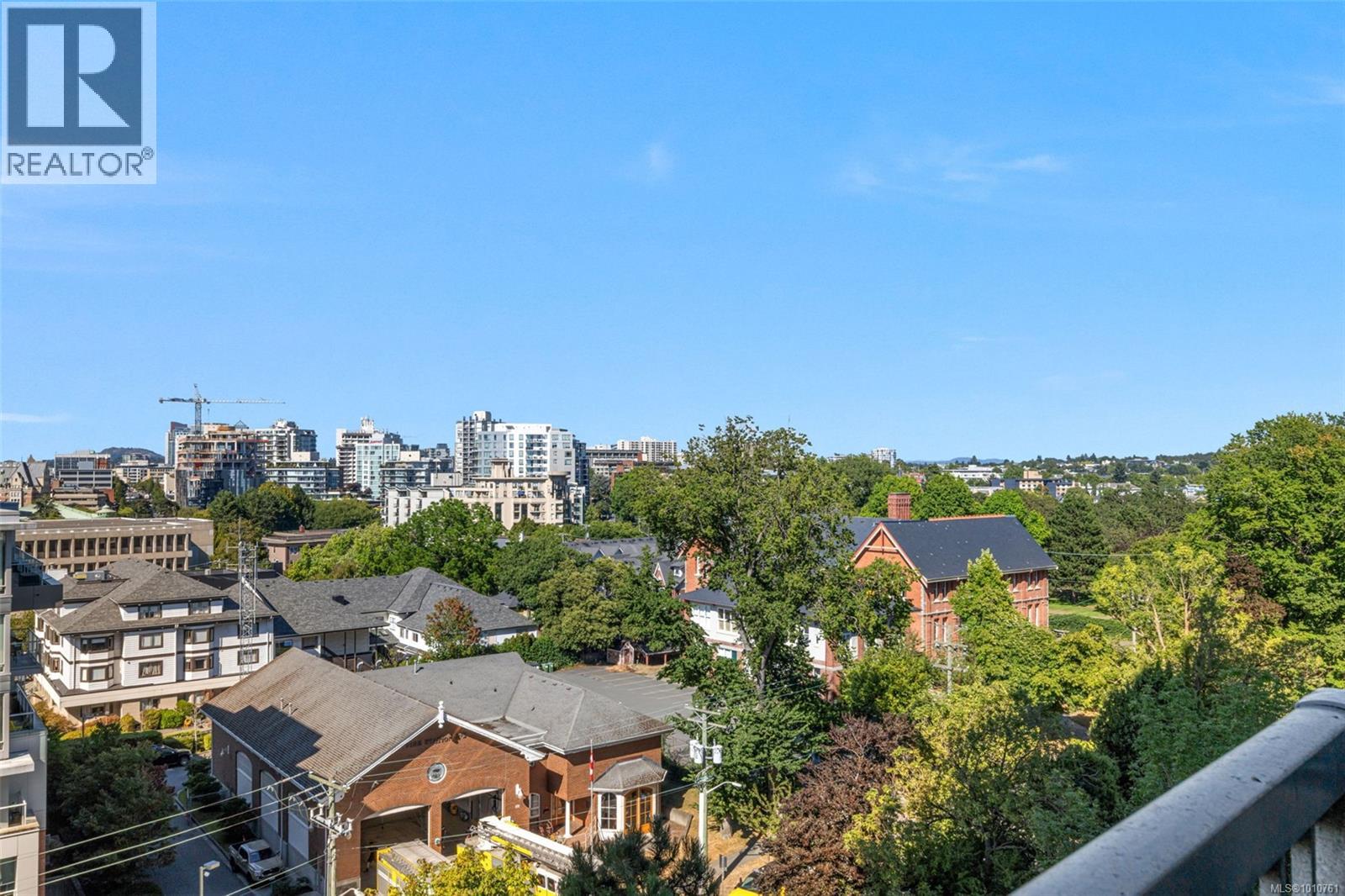 904 647 Michigan St, Victoria