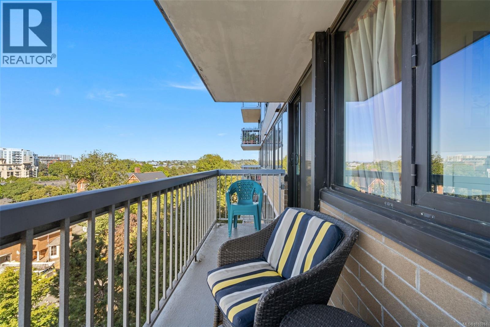 904 647 Michigan St, Victoria