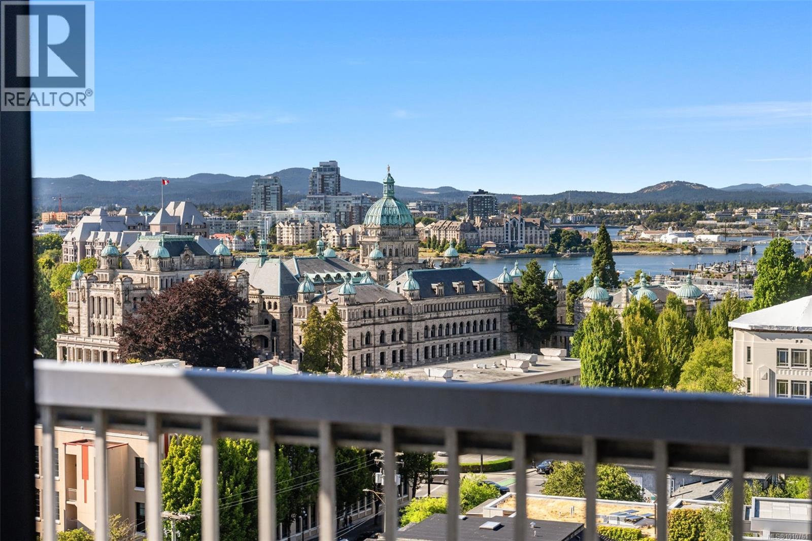 904 647 Michigan St, Victoria