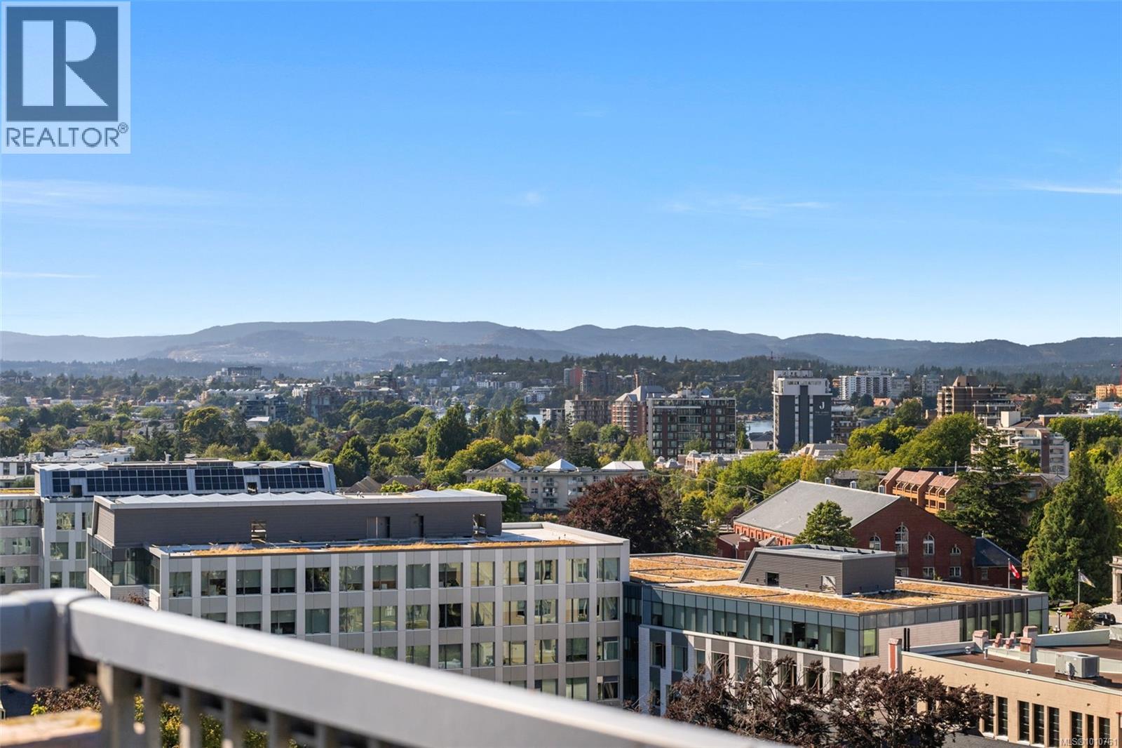 904 647 Michigan St, Victoria