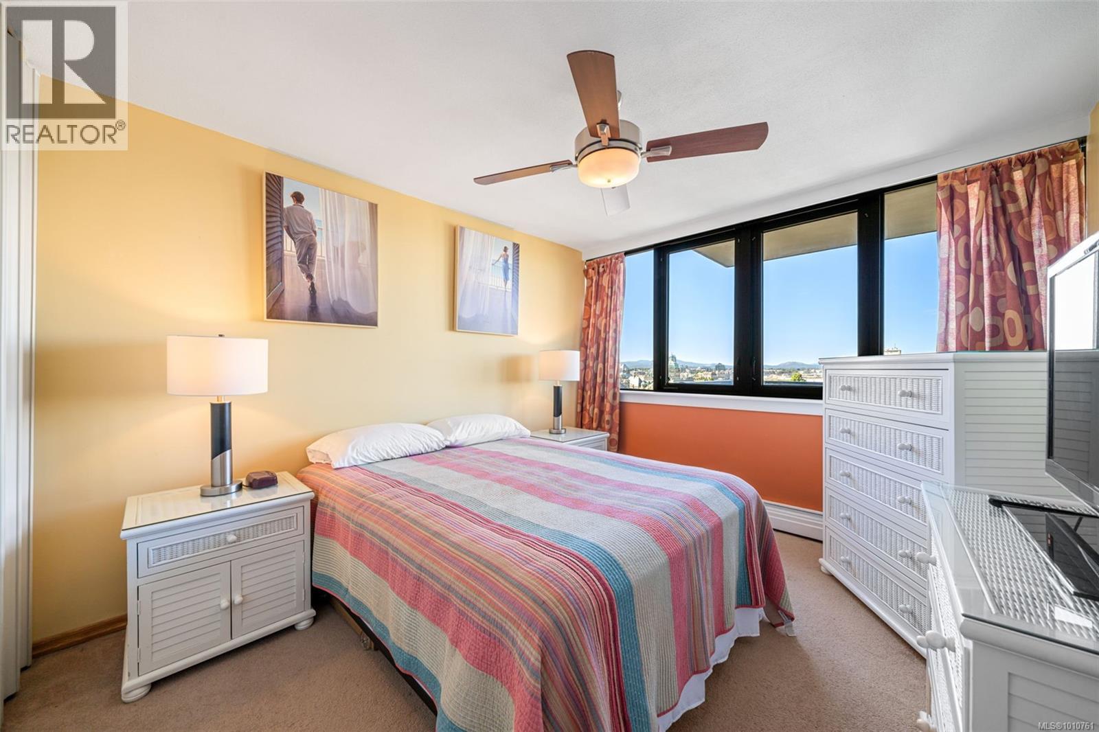 904 647 Michigan St, Victoria