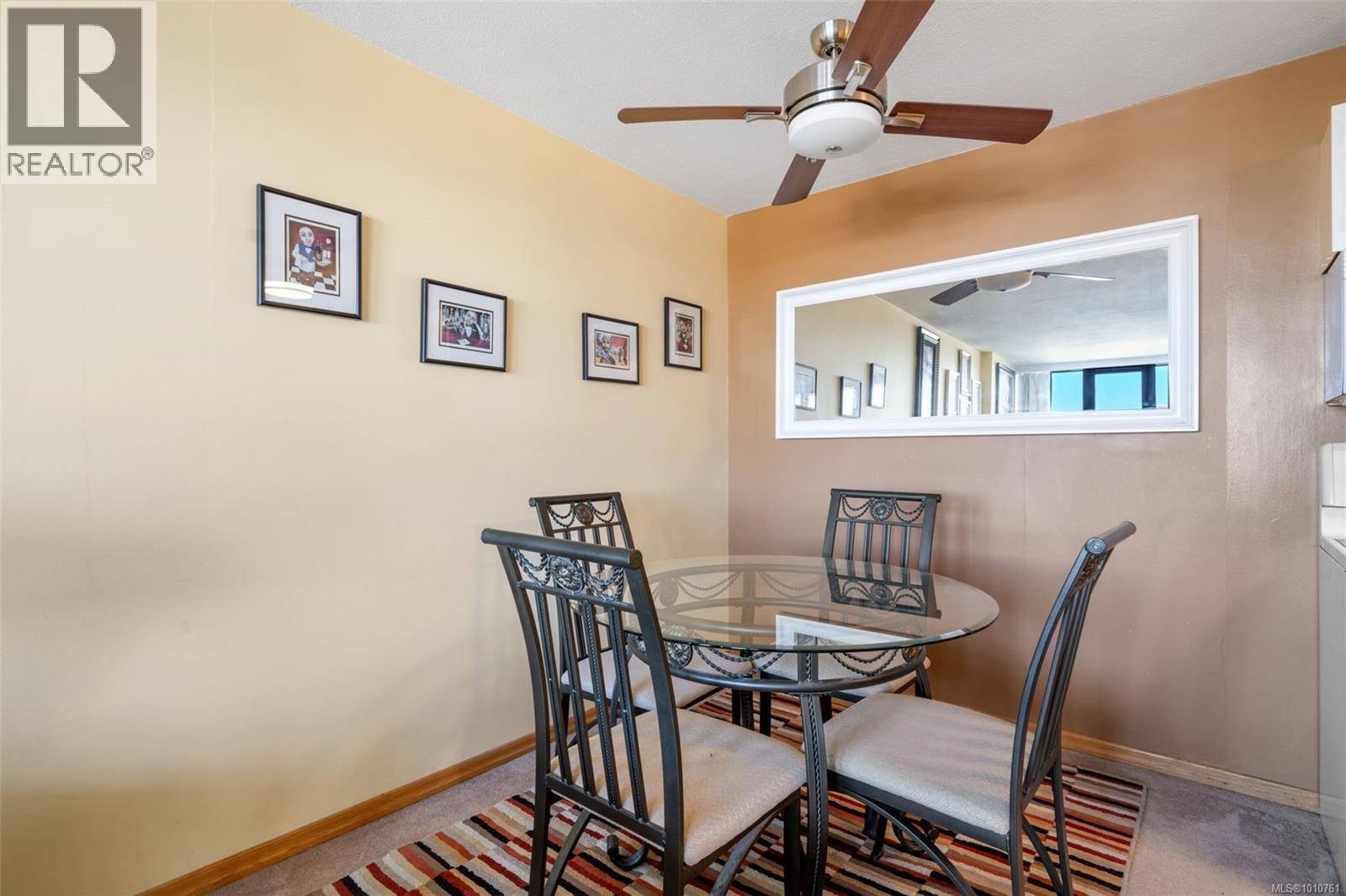 904 647 Michigan St, Victoria