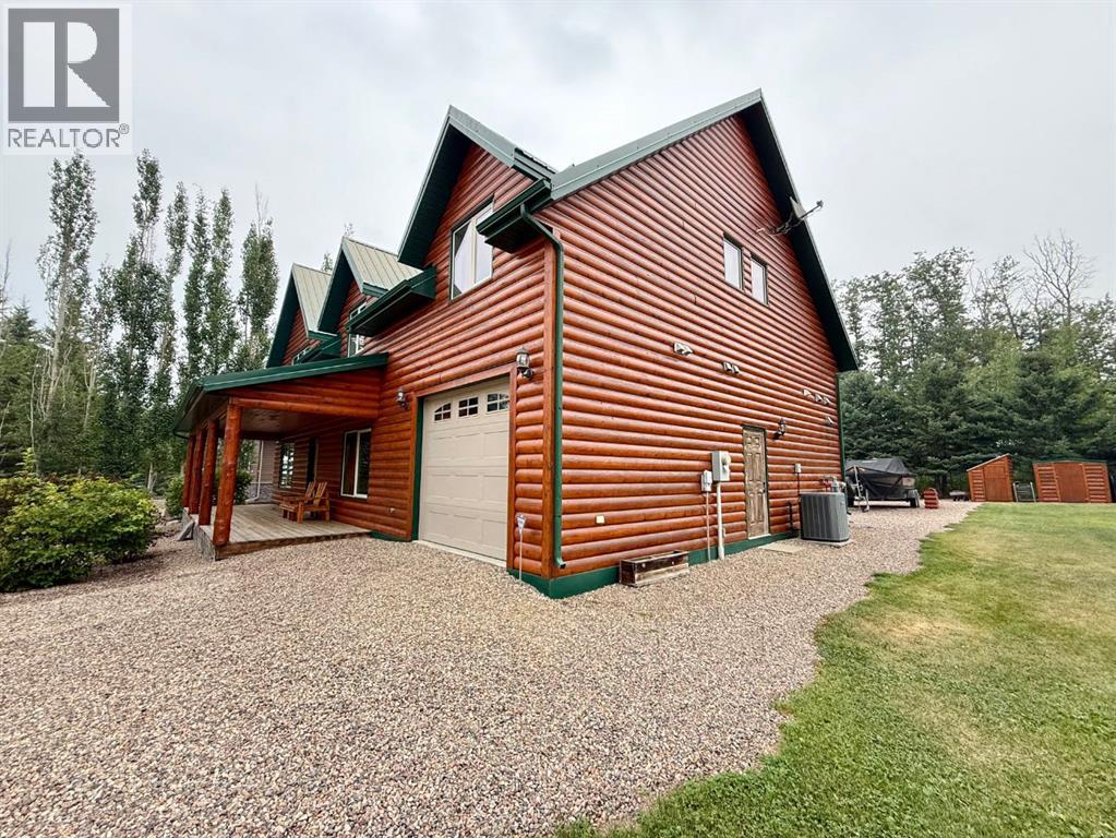 Photo 24 of 115 Deerland Road, Lac Des Iles SK