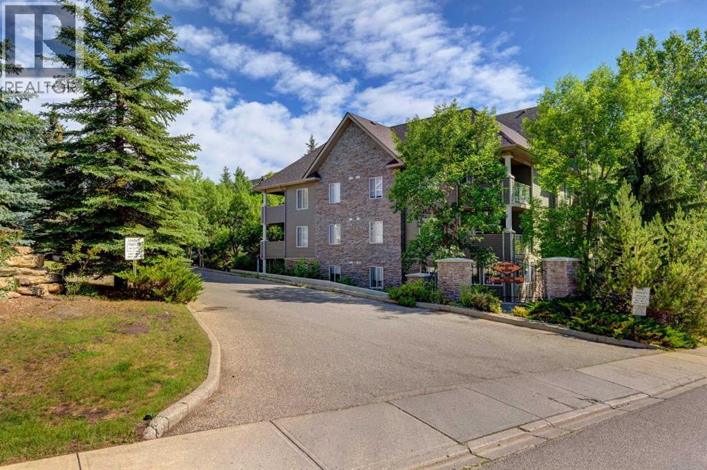 Single Family House for Sale in  Millrise Point SW Millrise Calgary 