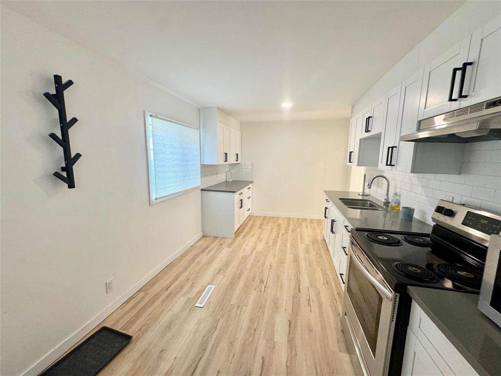 Photo 10 of 382 Beverley Avenue, Winnipeg MB
