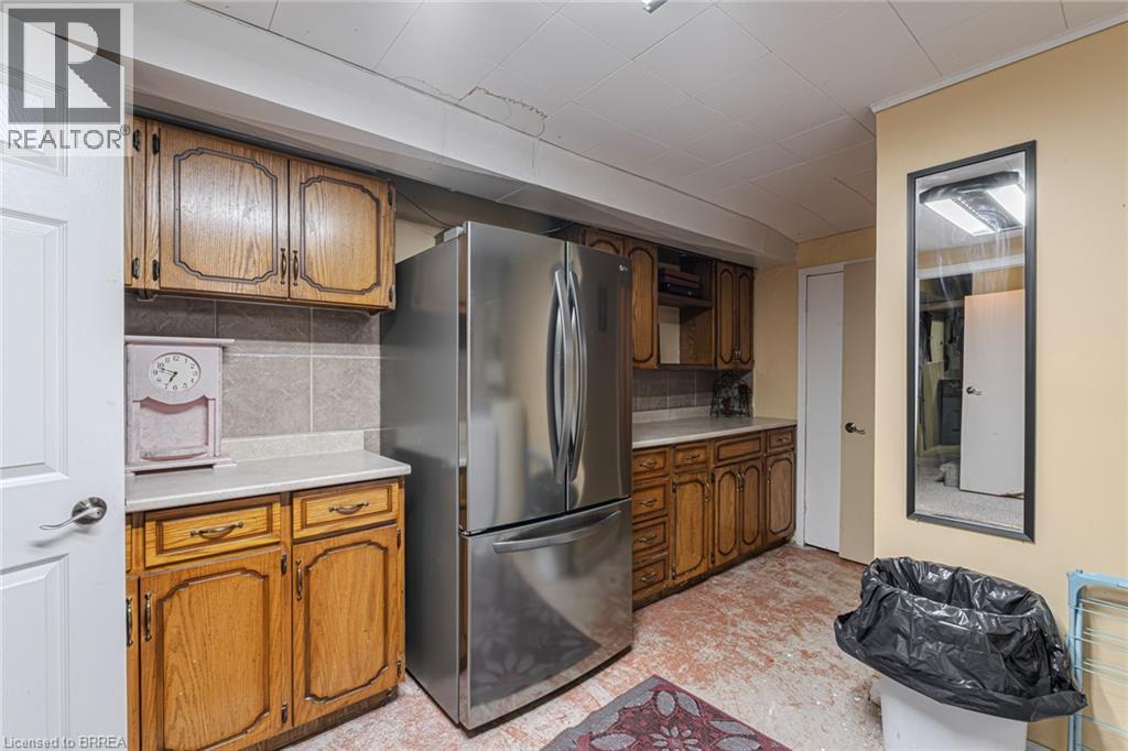 Photo 37 of 9 Blueridge Crescent, Brantford ON