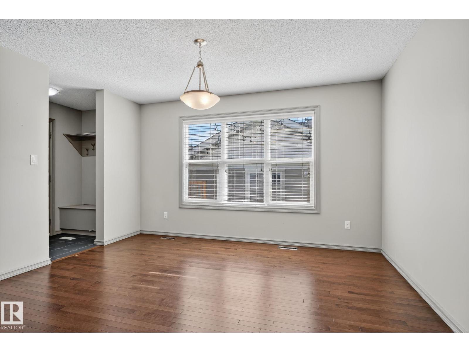 Photo 16 of 955 Valour Wy Nw, Edmonton AB
