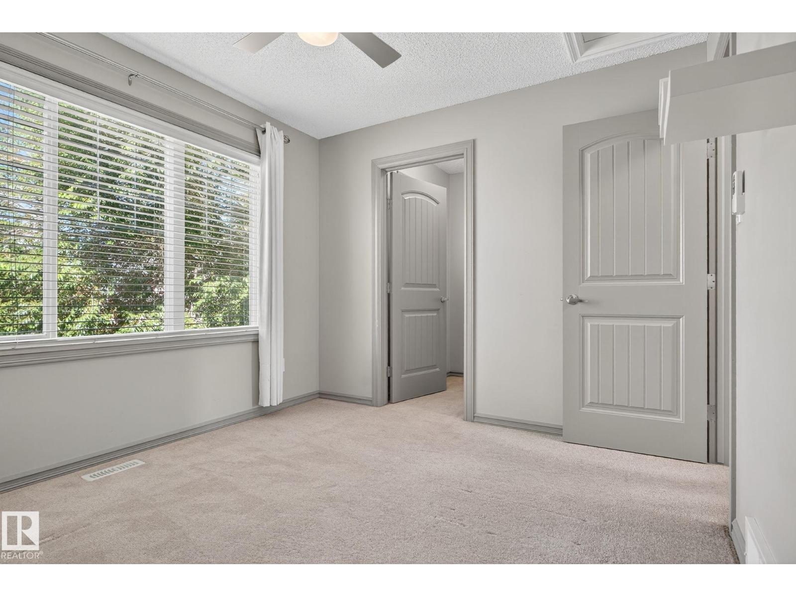 Photo 3 of 955 Valour Wy Nw, Edmonton AB