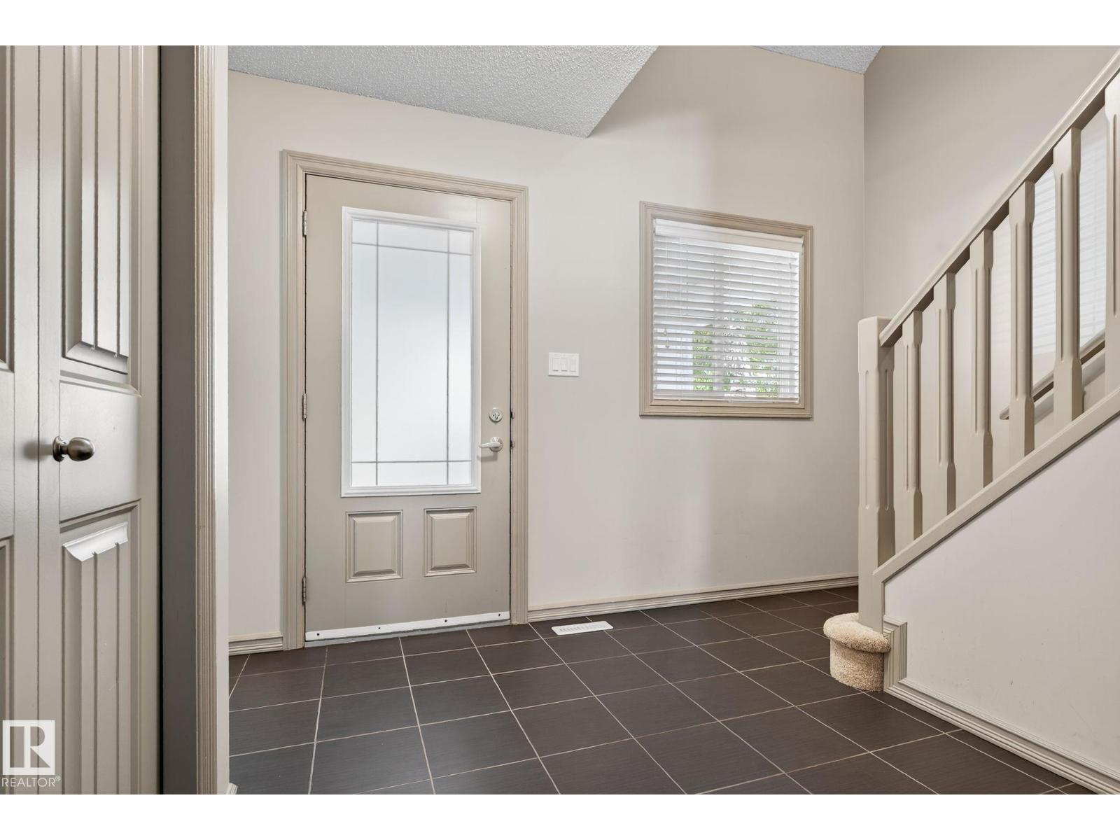 Photo 8 of 955 Valour Wy Nw, Edmonton AB