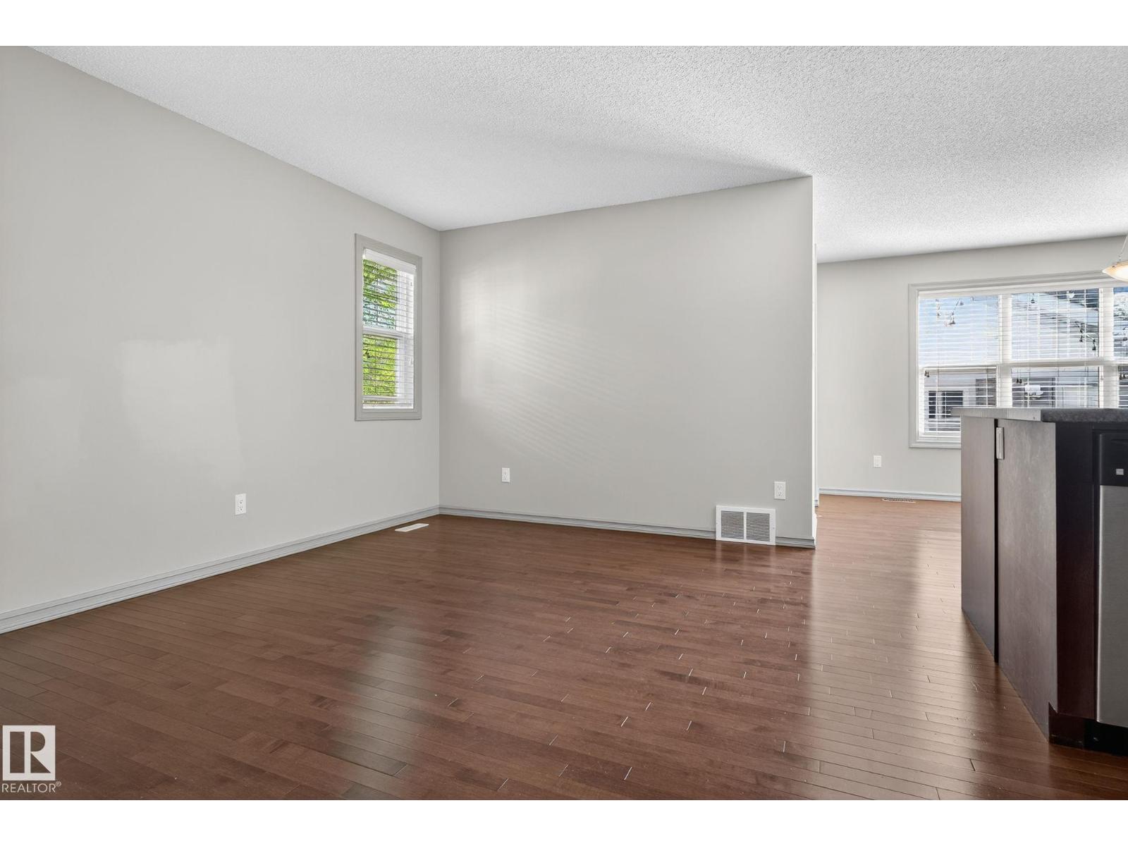 Photo 29 of 955 Valour Wy Nw, Edmonton AB