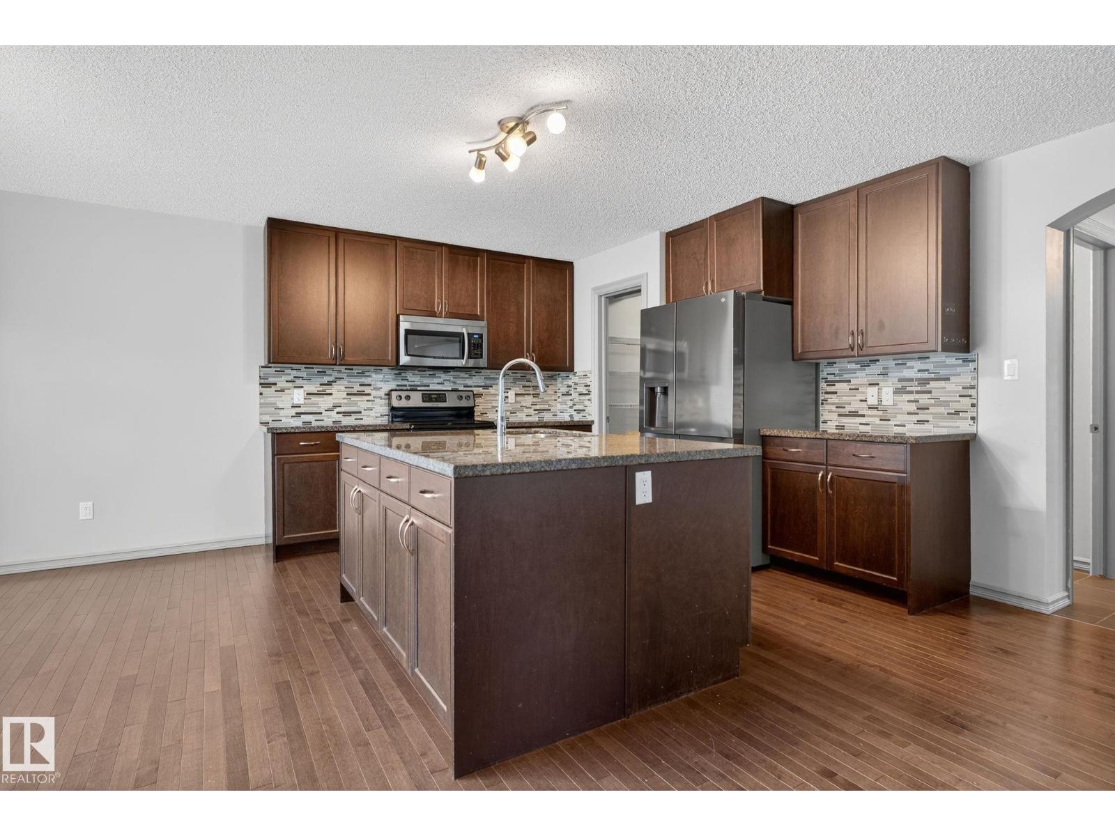 Photo 30 of 955 Valour Wy Nw, Edmonton AB