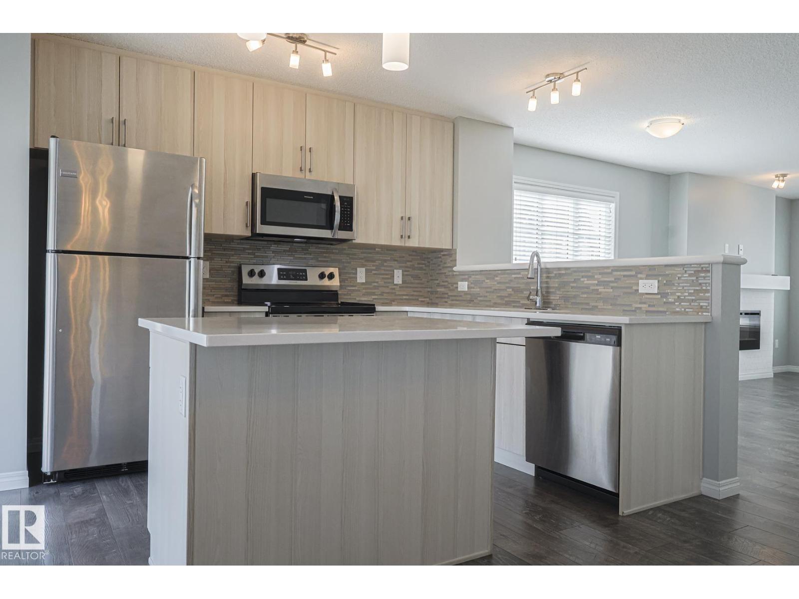 Photo 12 of 152 2905 141 St Sw Sw, Edmonton AB
