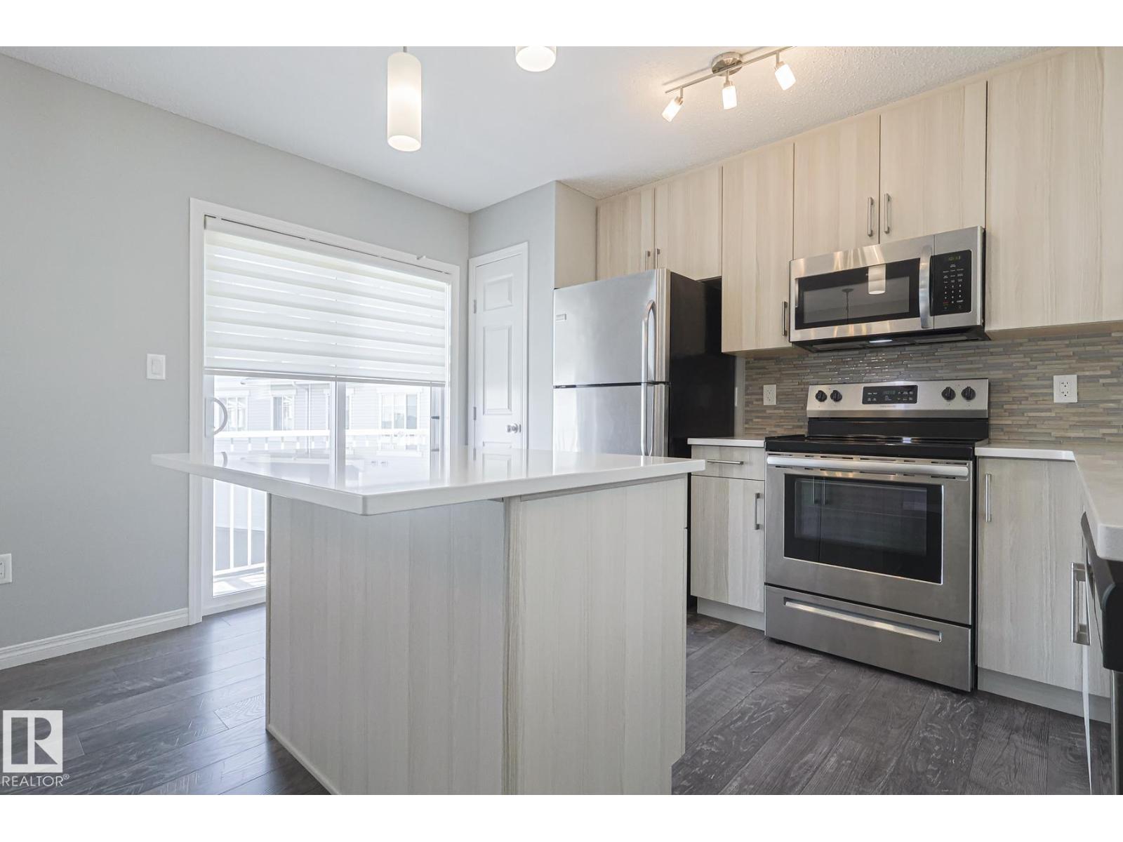 Photo 13 of 152 2905 141 St Sw Sw, Edmonton AB