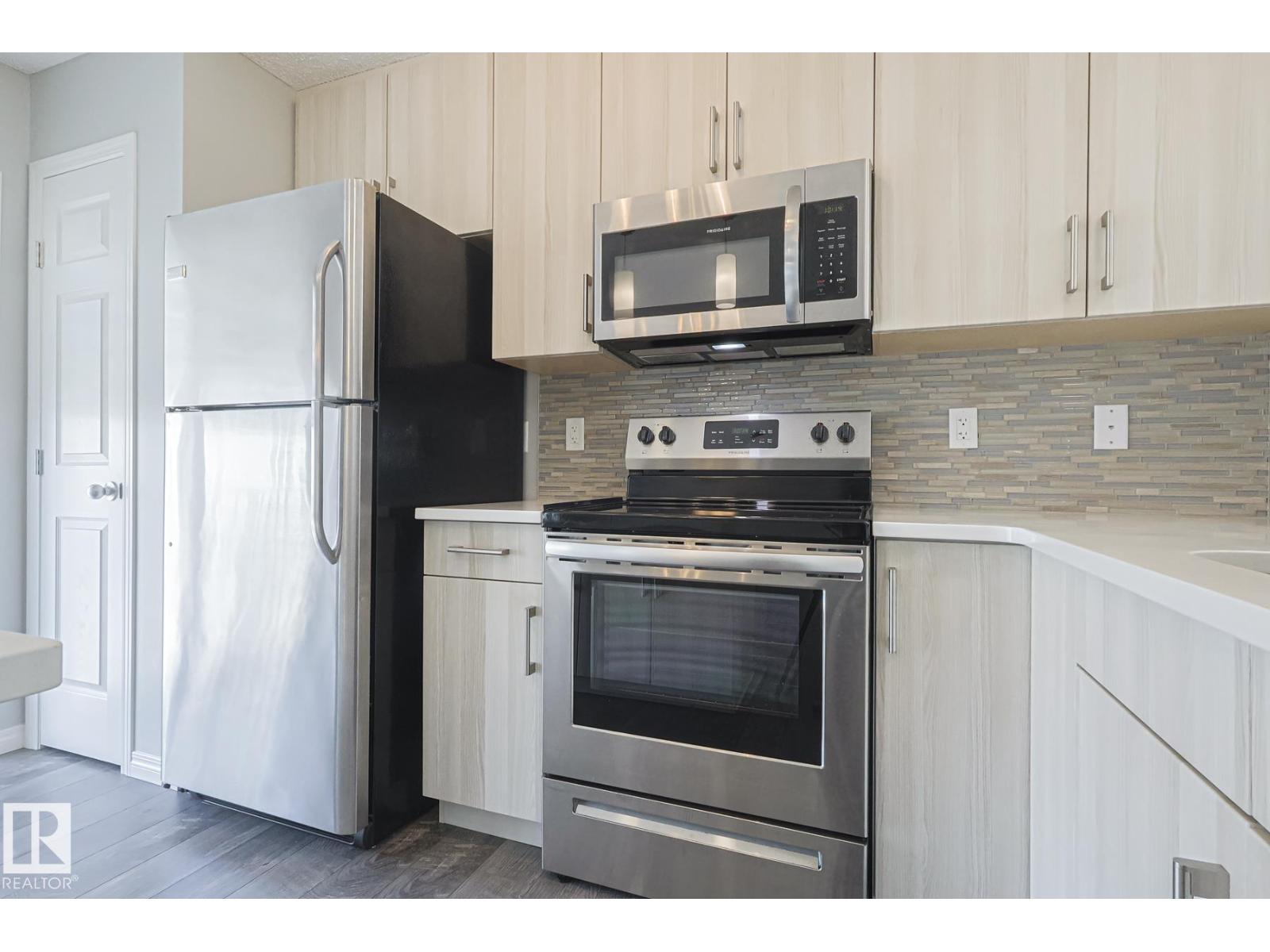 Photo 15 of 152 2905 141 St Sw Sw, Edmonton AB