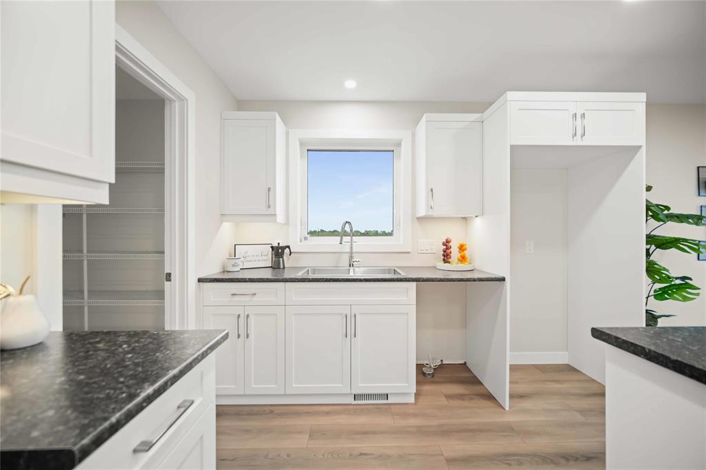 Photo 15 of 41 Gullane Street, Niverville MB