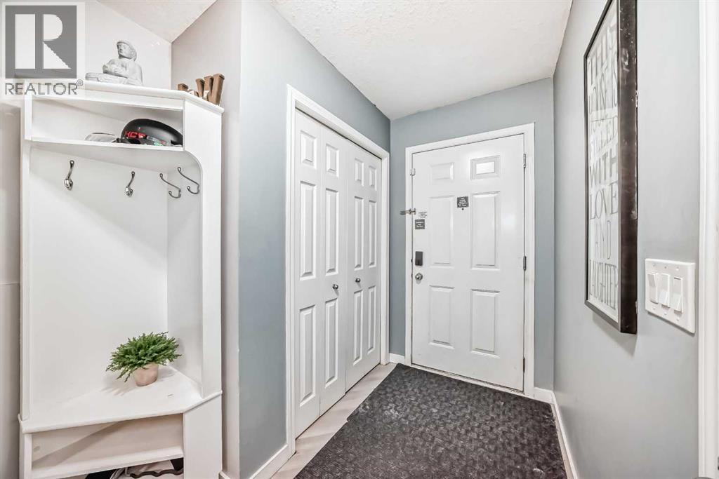 Single Family House 5 Level for Sale in  Copperfield Lane SE Copperfield Calgary 