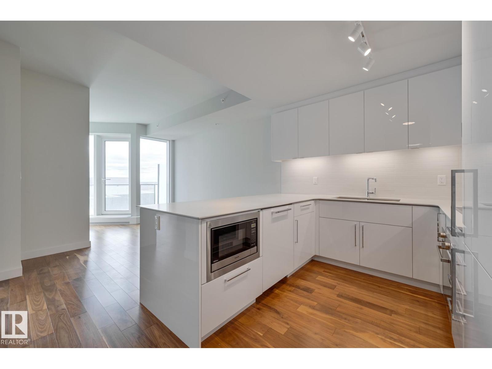Photo 33 of 3704 10360 102 St Nw, Edmonton AB