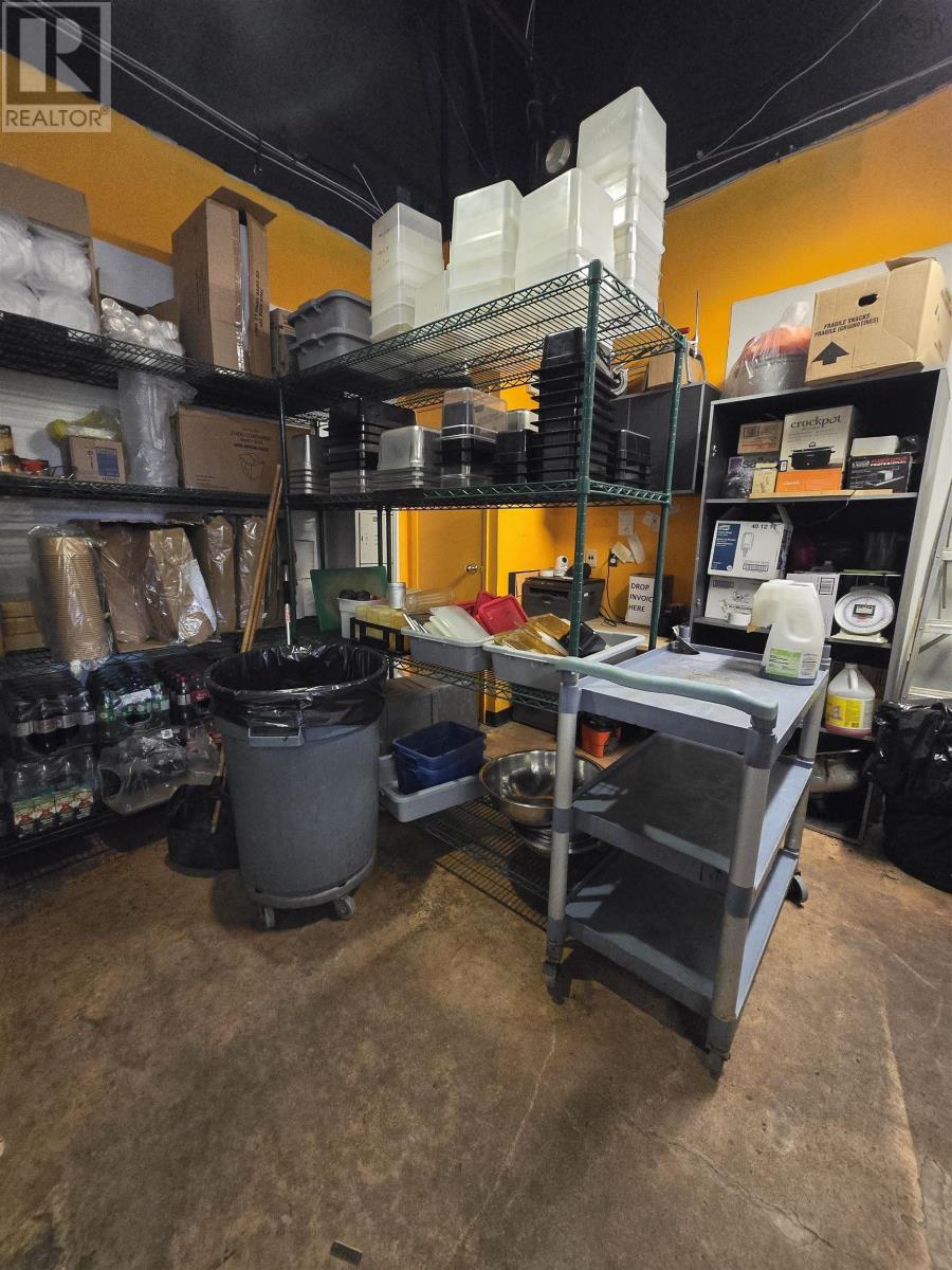 Property 18 of 30 of 720 Sackville Drive