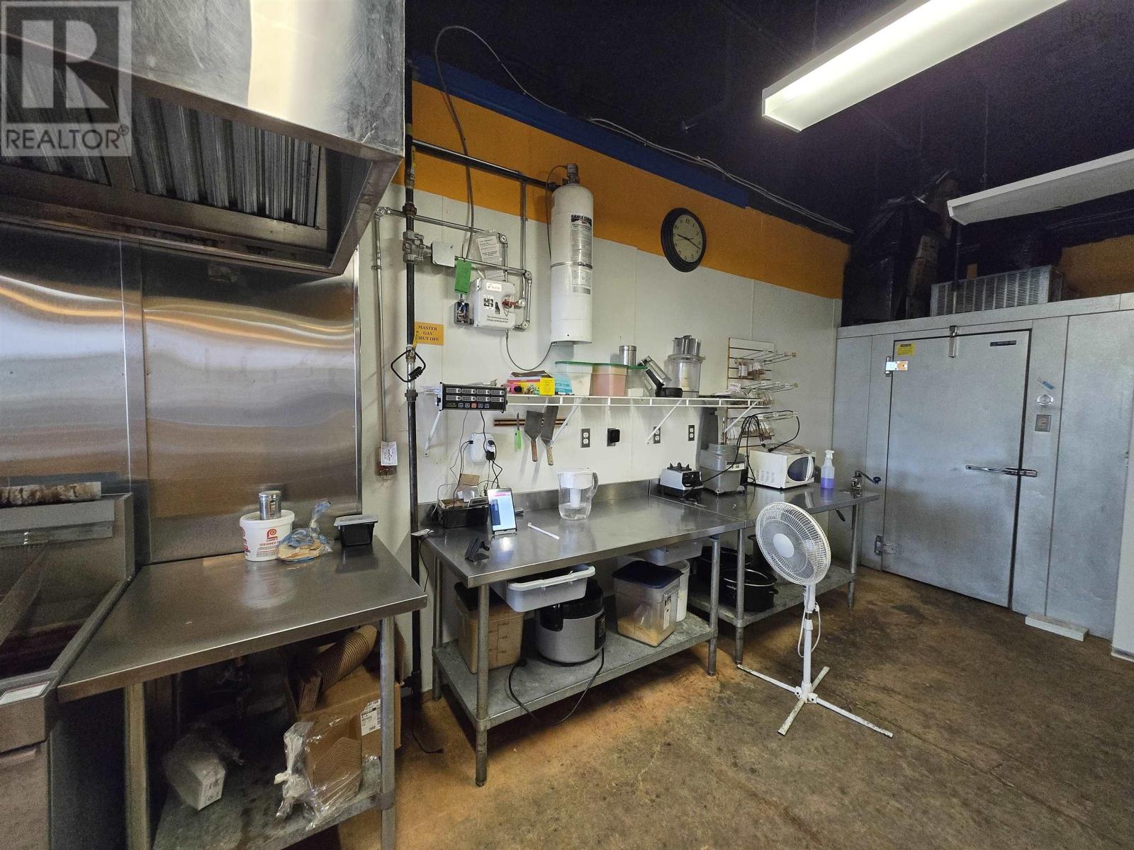 Property 24 of 30 of 720 Sackville Drive