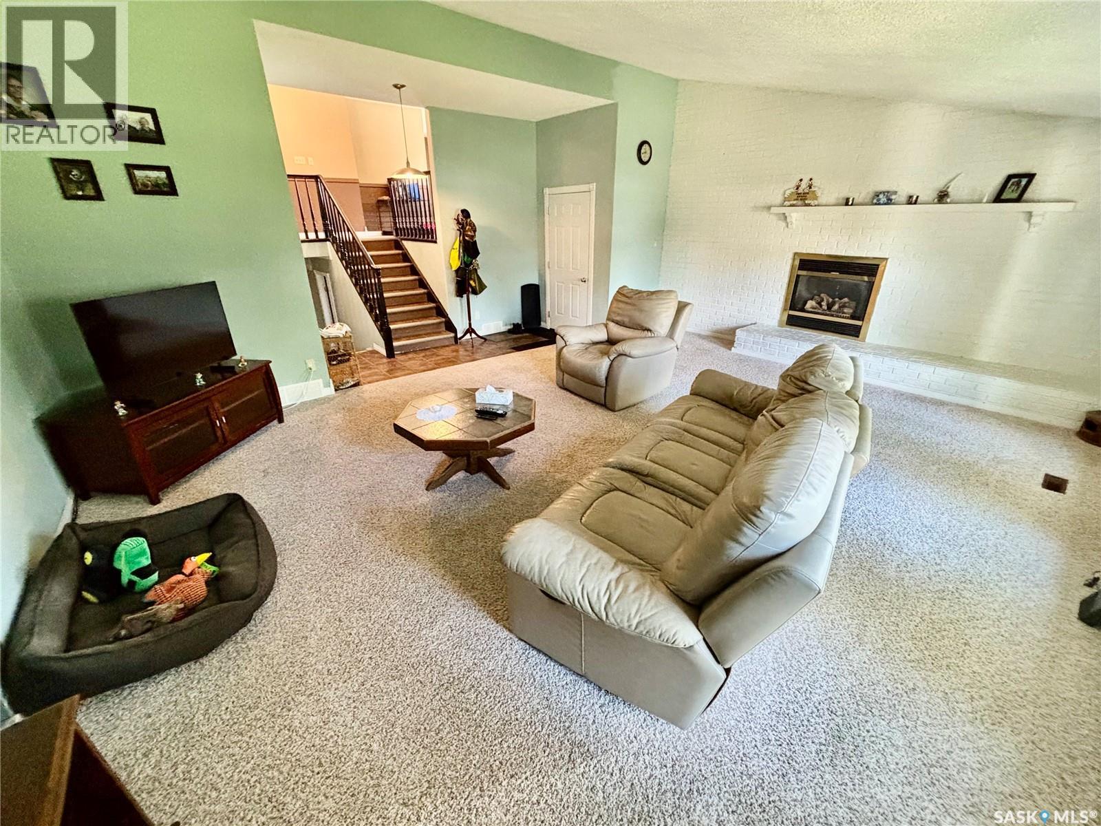 Photo 19 of 724 4th Street E, Assiniboia SK