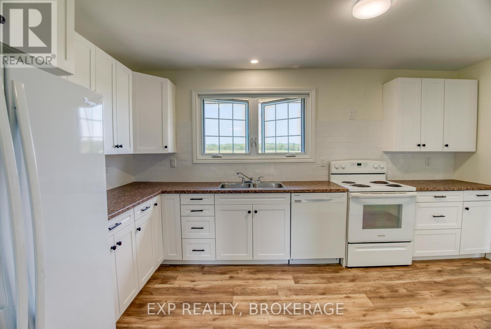 Photo 4 of 121 Ivy Ridge Road, Prince Edward County ON