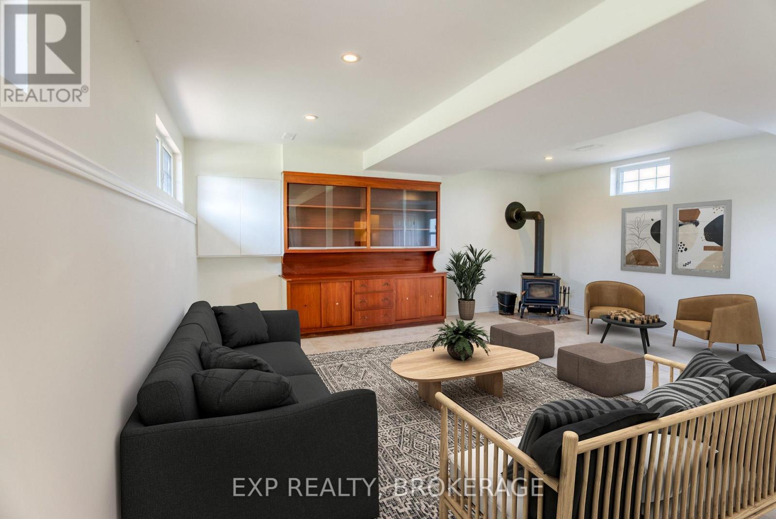 Photo 15 of 121 Ivy Ridge Road, Prince Edward County ON