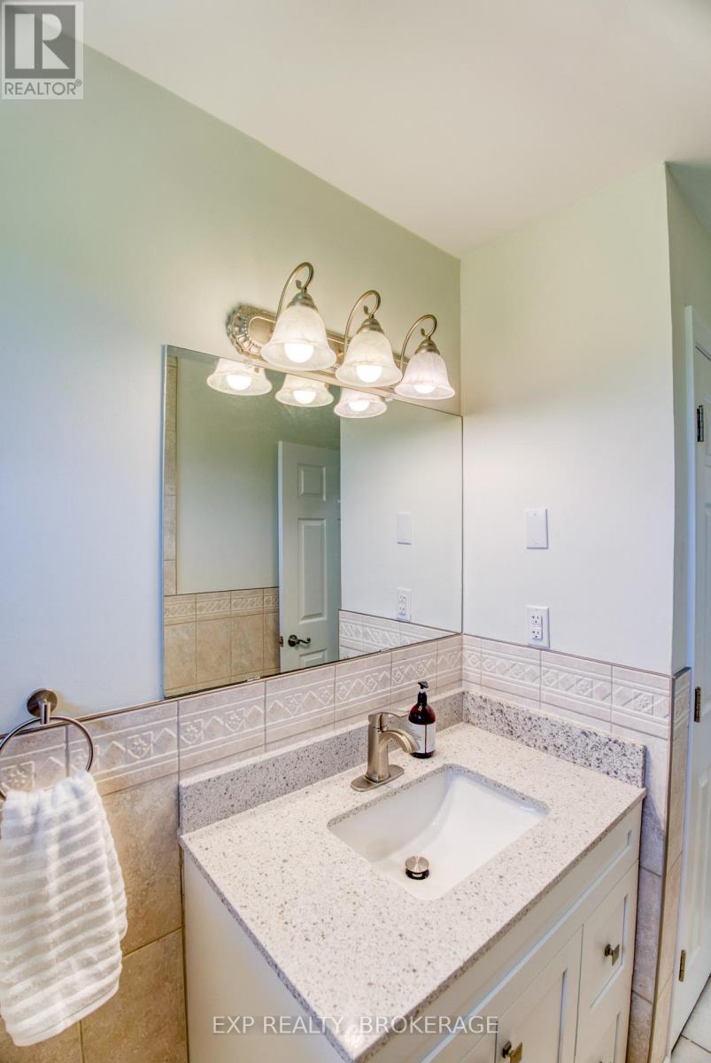 Photo 10 of 121 Ivy Ridge Road, Prince Edward County ON