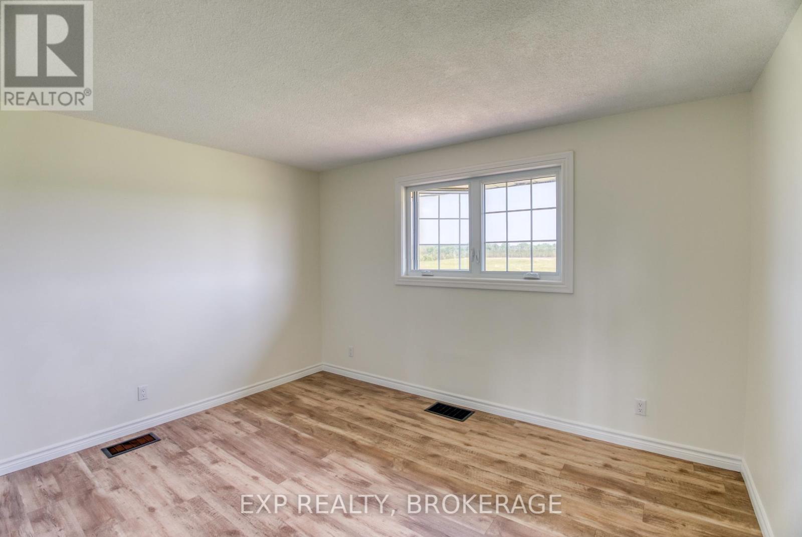 Photo 32 of 121 Ivy Ridge Road, Prince Edward County ON
