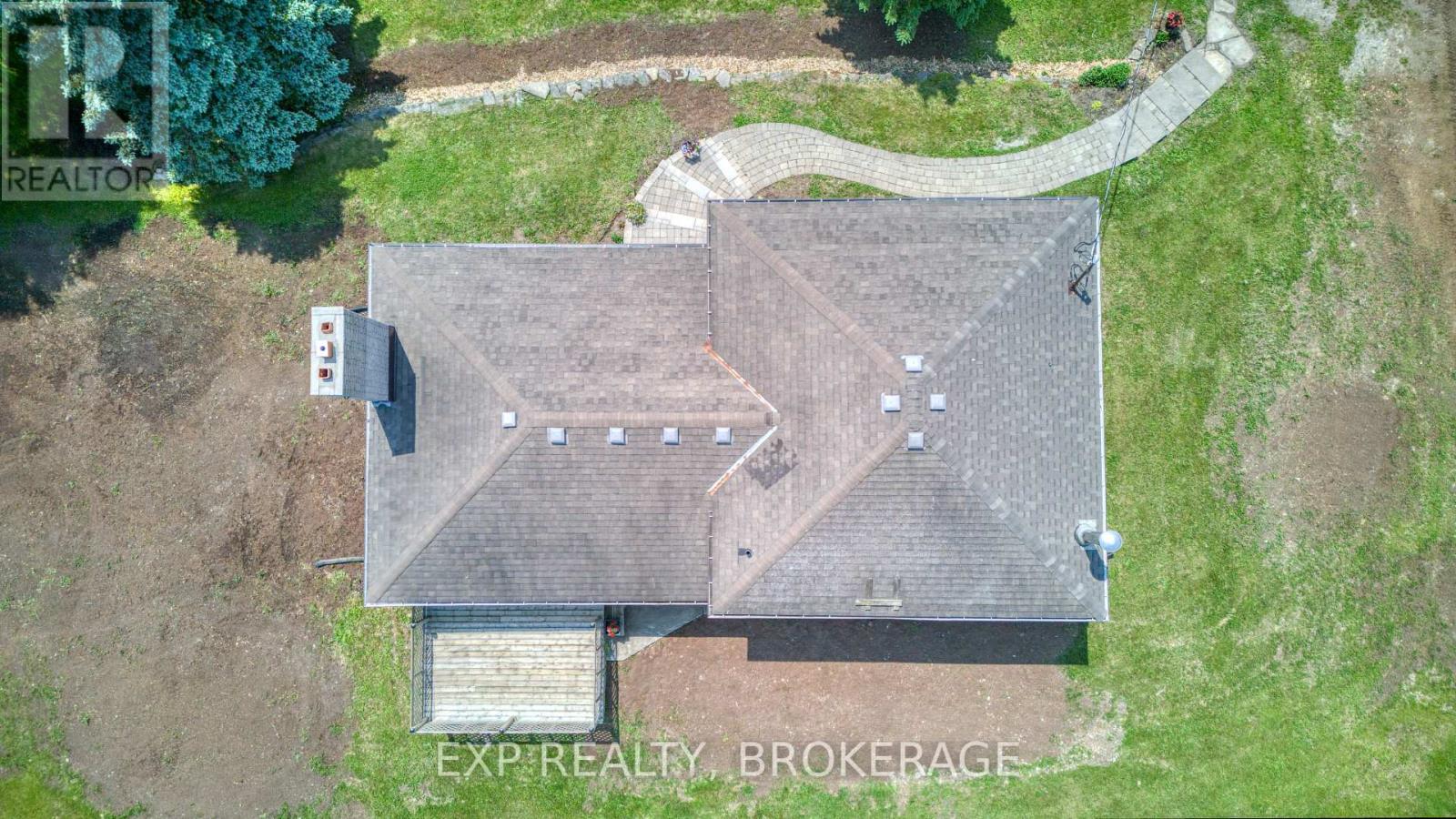 Photo 12 of 121 Ivy Ridge Road, Prince Edward County ON