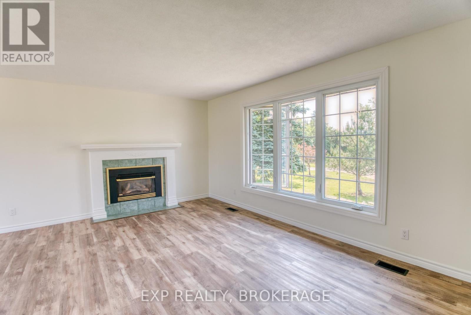 Photo 14 of 121 Ivy Ridge Road, Prince Edward County ON