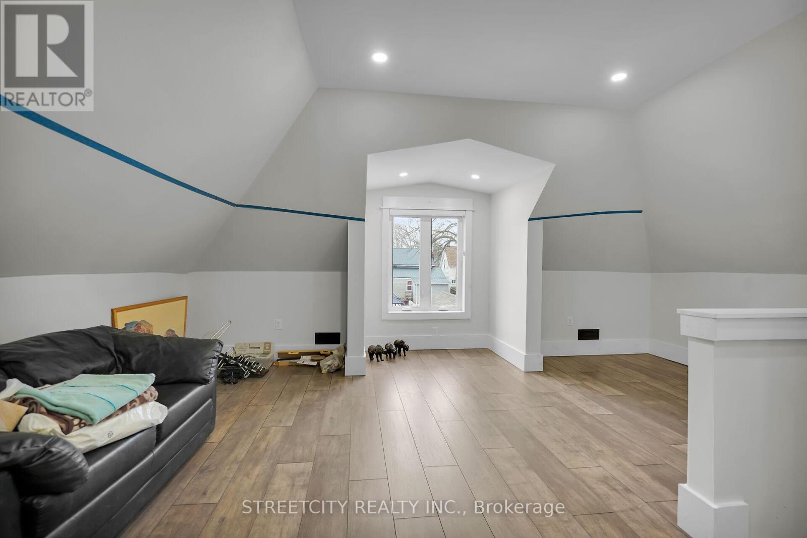 Photo 33 of 7 Myrtle Street, St Thomas ON