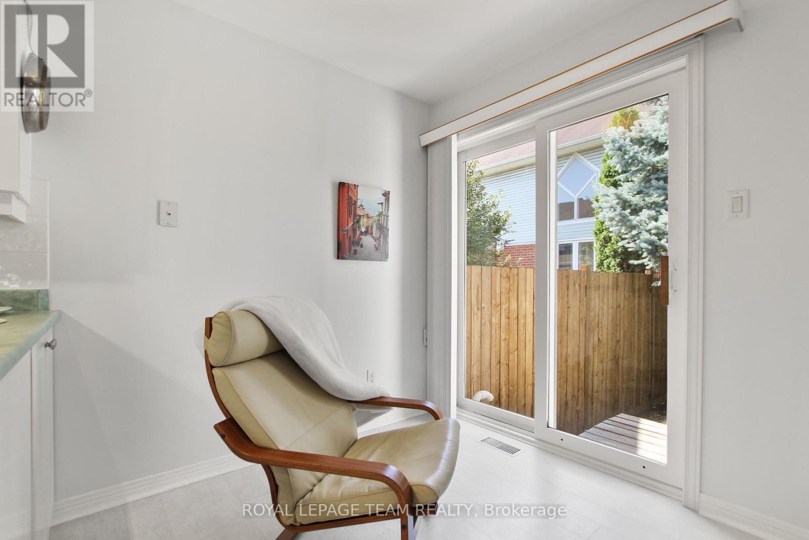 Photo 18 of 46 Kettleby Street, Ottawa ON